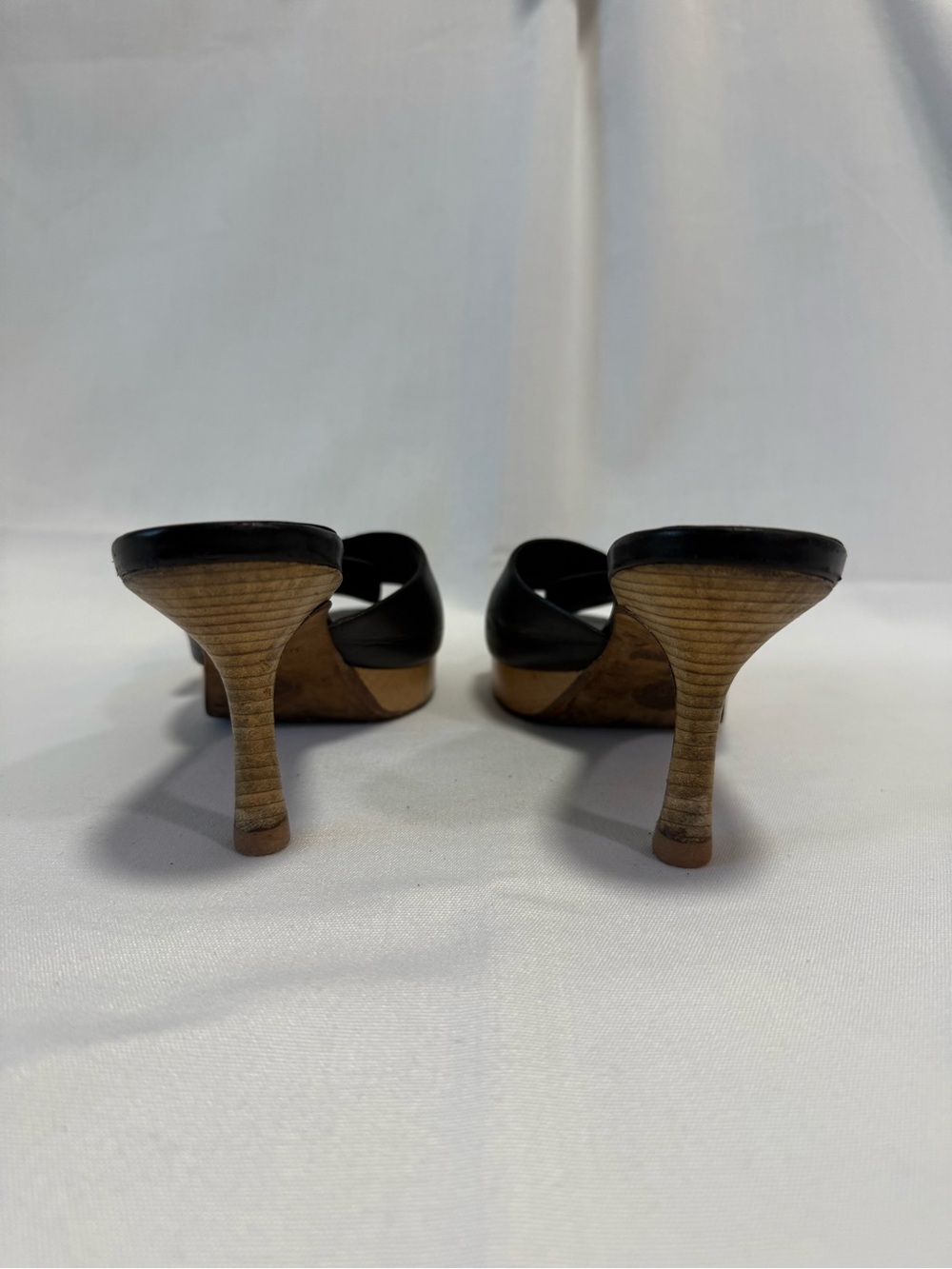 CHANEL Black Leather Slide Mules with Gold CC Accent - Picture 4 of 4